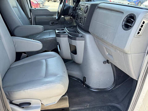 2012 Ford E-Series E-150