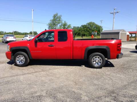 2009 Chevrolet Silverado 1500 for sale at Kevin's Motor Sales in Montpelier OH