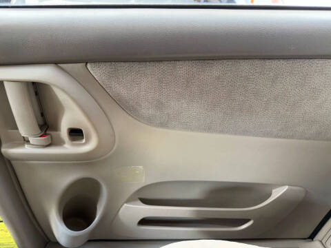 2004 Toyota Sienna XLE Limited 7 Passenger