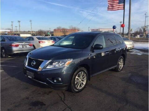 2013 Nissan Pathfinder for sale at Capital Fleet  & Remarketing  Auto Finance - Capital Fleet & Remarketing Auto Finance in Ham Lake MN