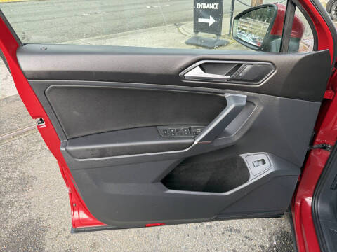 2018 Volkswagen Tiguan 2.0T SEL 4Motion