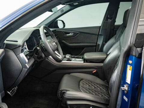 2024 Audi SQ8 4.0T quattro Premium Plus