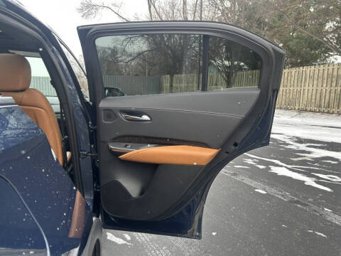 2020 Cadillac XT4 Premium Luxury