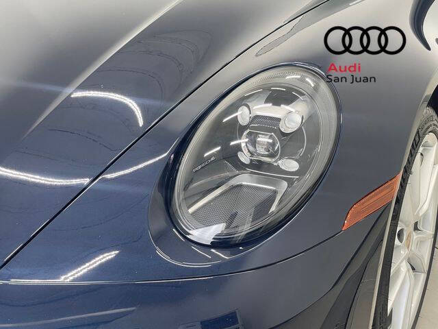 2021 Porsche 911 Carrera