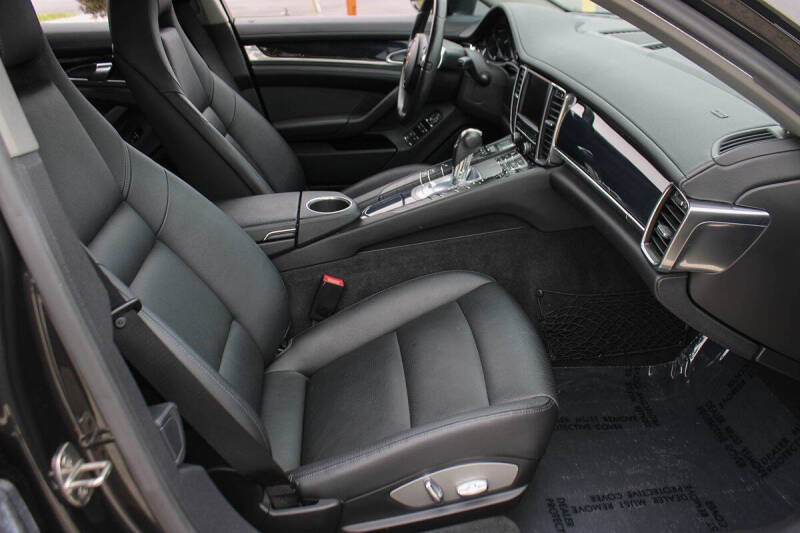 2012 Porsche Panamera