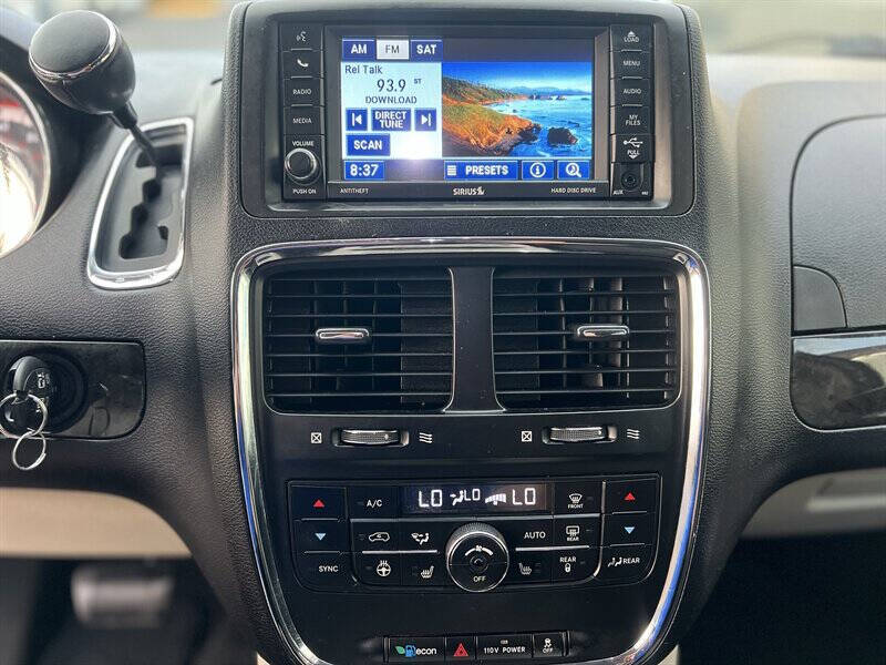 2012 Dodge Grand Caravan Crew