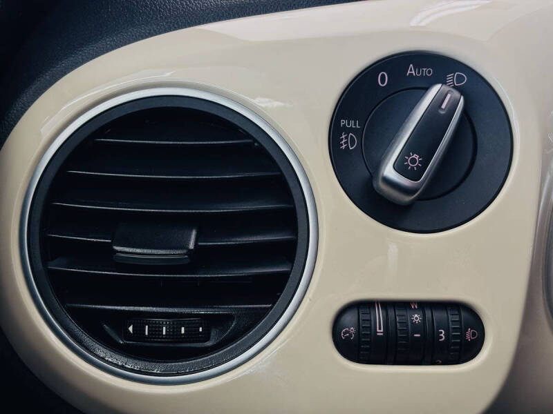 2019 Volkswagen Beetle Convertible