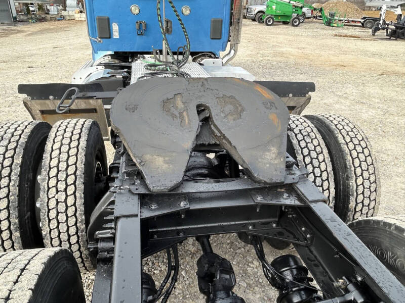 2016 Peterbilt 579 Road 579 Road Tractor