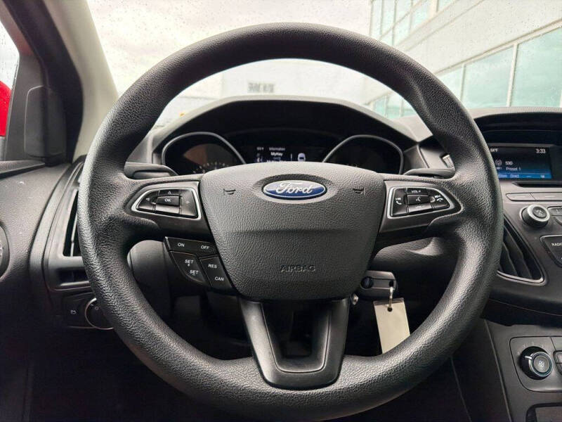 2017 Ford Focus SE
