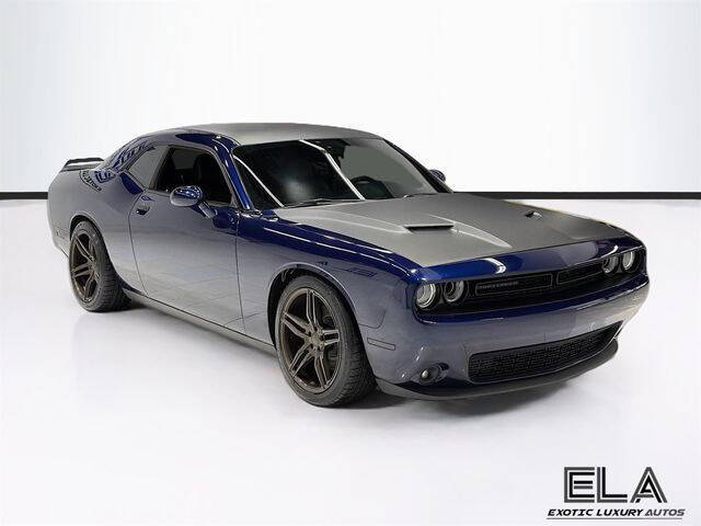 2017 Dodge Challenger SXT