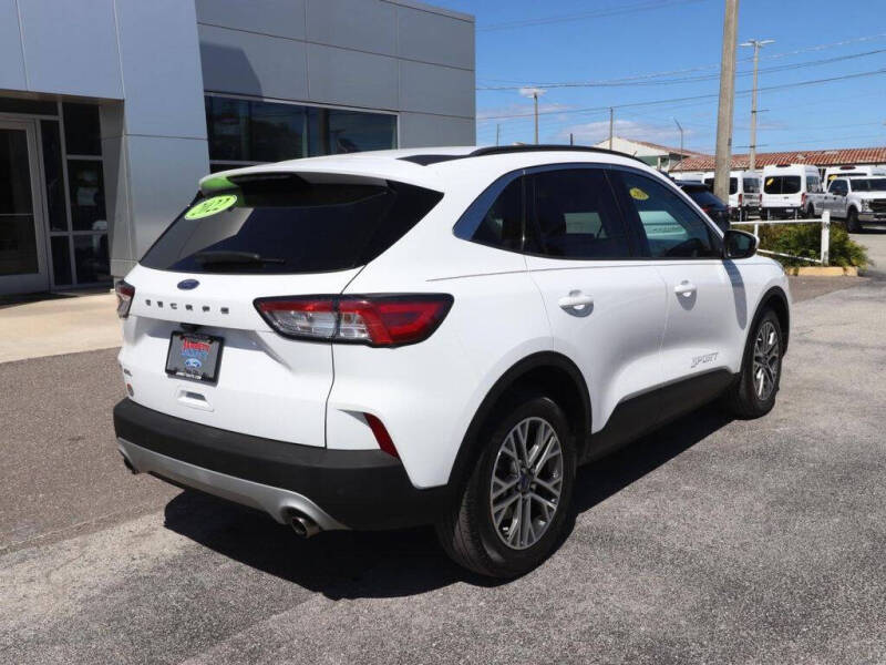 2022 Ford Escape SEL