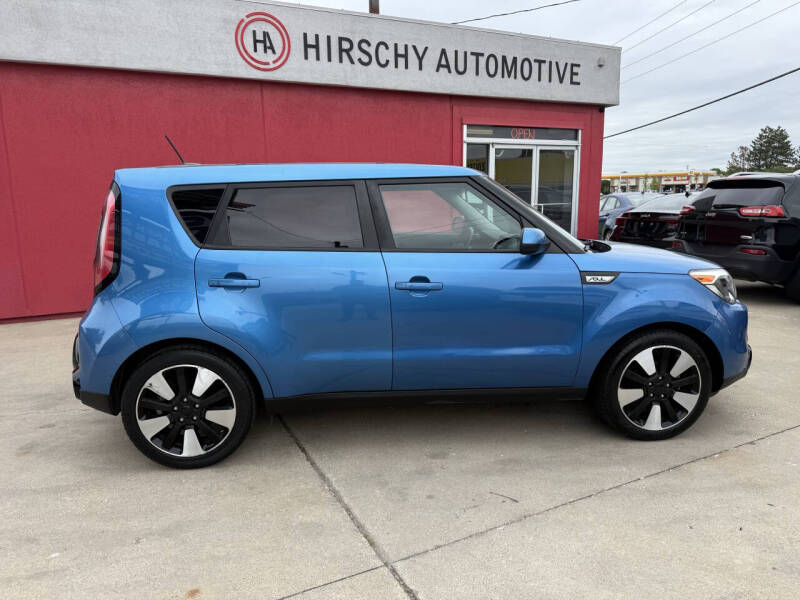 2016 Kia Soul +