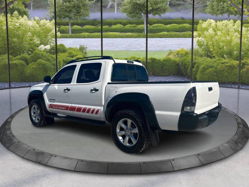 2015 Toyota Tacoma PreRunner photo 5