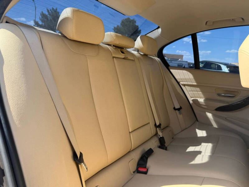 2015 BMW 3 Series 328i