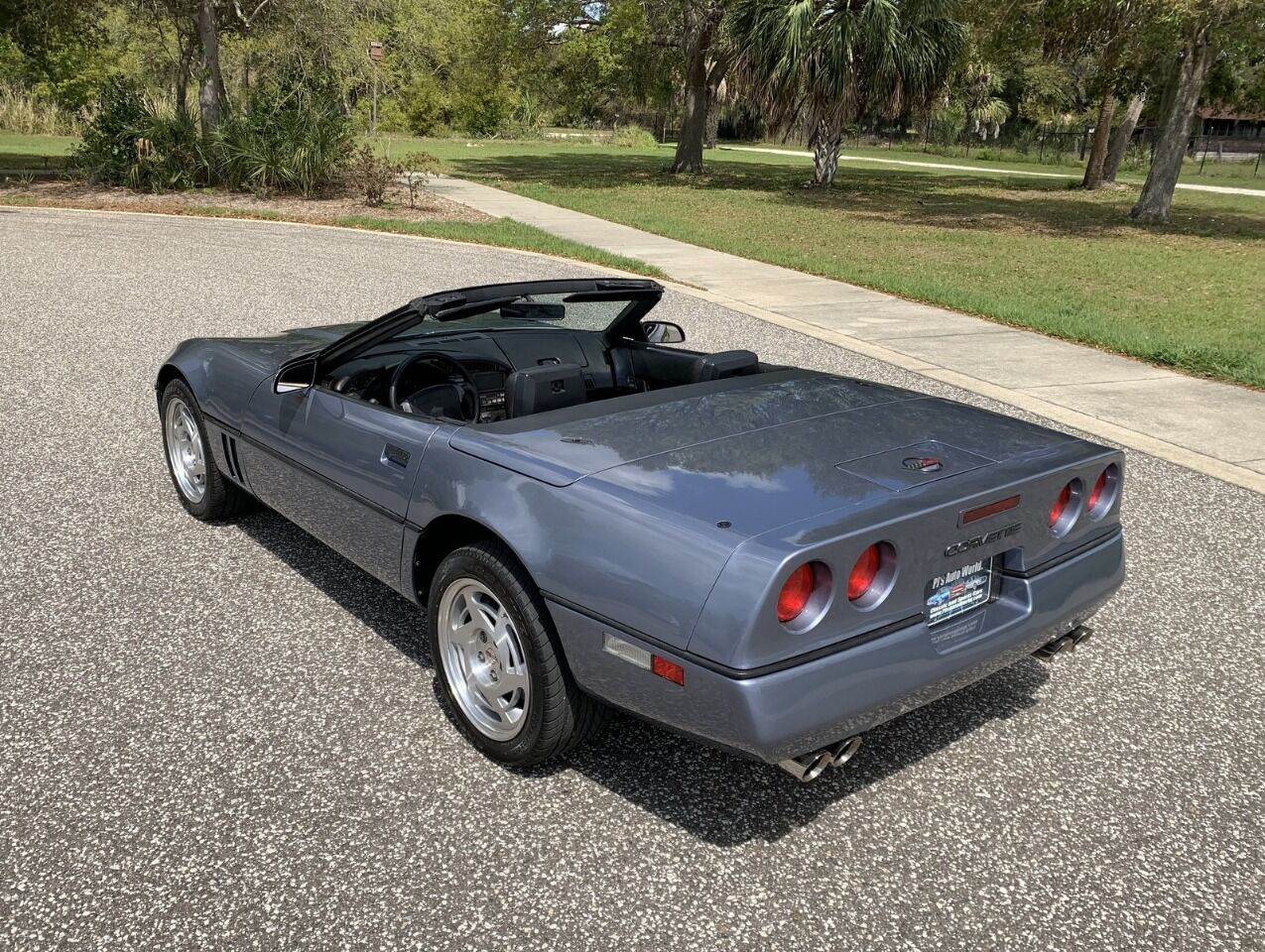 1990 Chevrolet Corvette 3