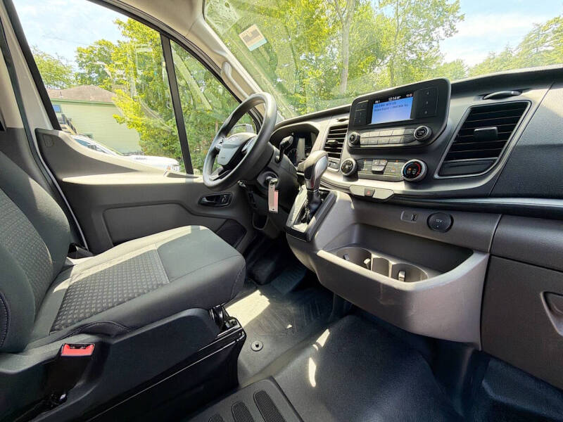 2025 Ford Transit