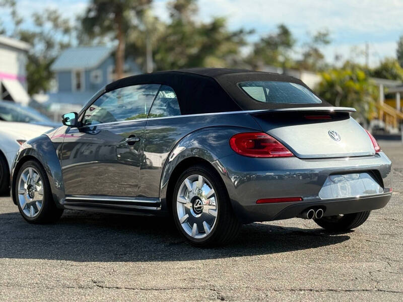 2013 Volkswagen Beetle Convertible 2.5L PZEV