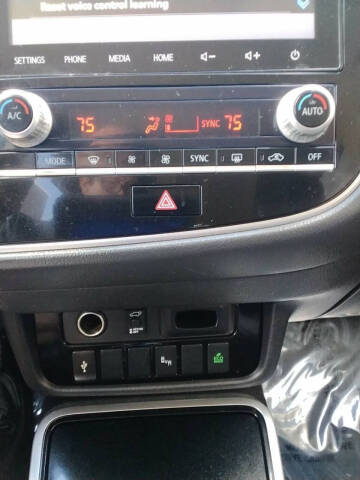 2020 Mitsubishi Outlander SEL