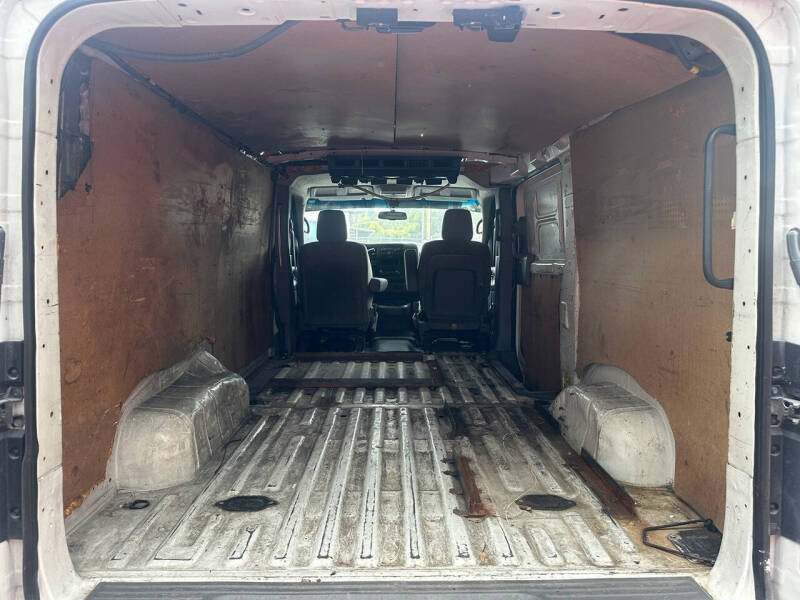 2017 Nissan NV 1500 S