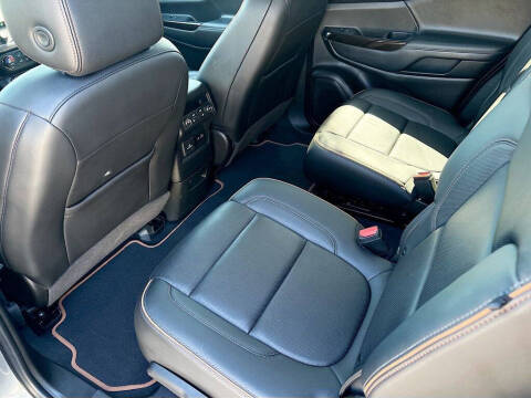 2022 GMC Acadia AT4
