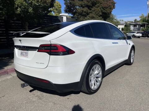2020 Tesla Model X Long Range