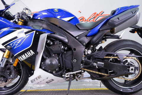 2013 Yamaha YZF-R1