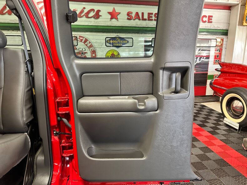 2004 Chevrolet Silverado 1500 SS