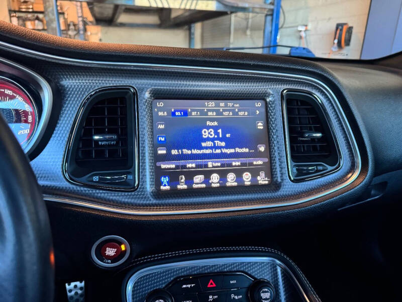 2016 Dodge Challenger SRT Hellcat