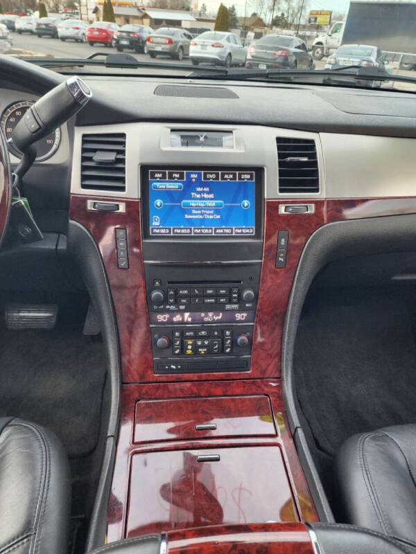 2013 Cadillac Escalade Luxury