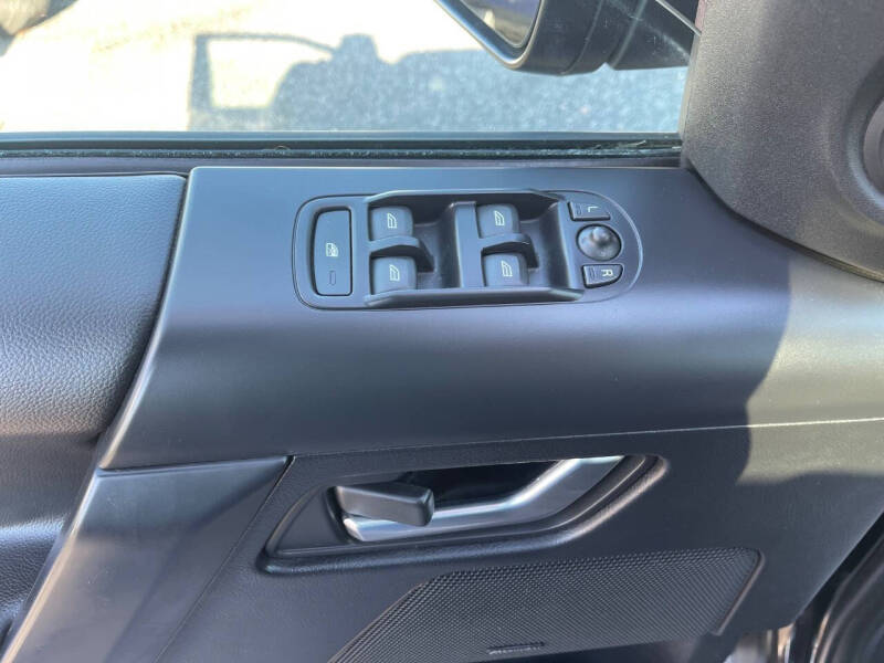 2013 Land Rover LR2 HSE