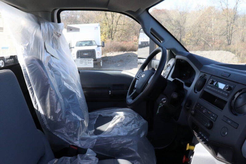 2025 Ford F-750 Super Duty