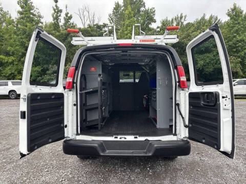 2025 Chevrolet Express 2500