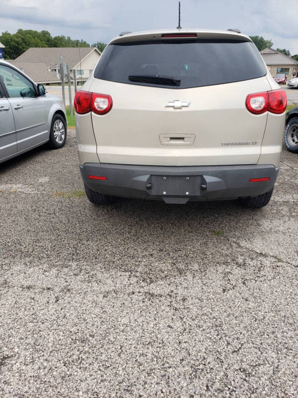 2010 Chevrolet Traverse 1LT's photo