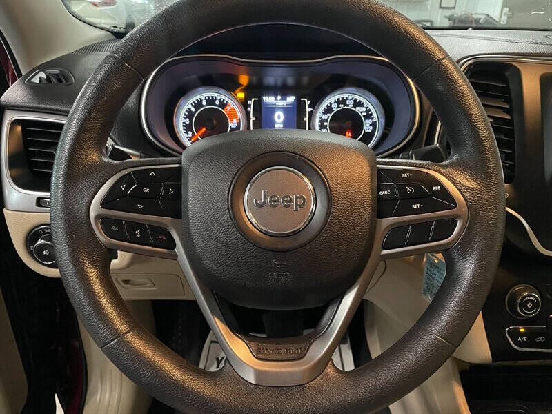 2019 Jeep Cherokee Latitude