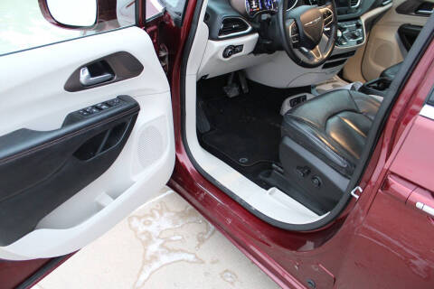 2018 Chrysler Pacifica Touring L