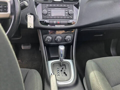 2012 Chrysler 200 Touring