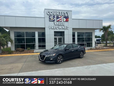 2022 Nissan Altima for sale at Courtesy Value Highway 90 in Broussard LA