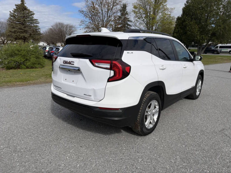 2022 GMC Terrain SLE
