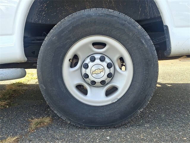 2023 Chevrolet Express 2500