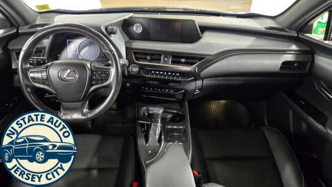 2019 Lexus UX 200 Luxury