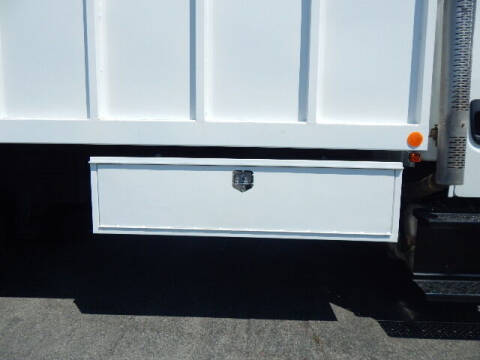 2016 Freightliner M2 106