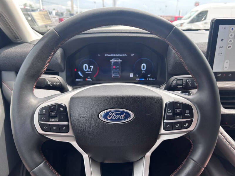 2025 Ford Explorer Active