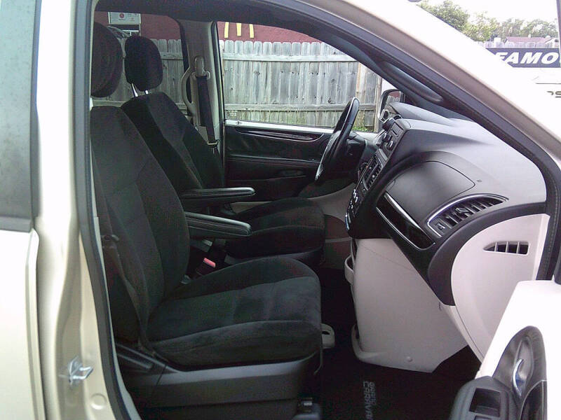 2016 Dodge Grand Caravan SE Plus