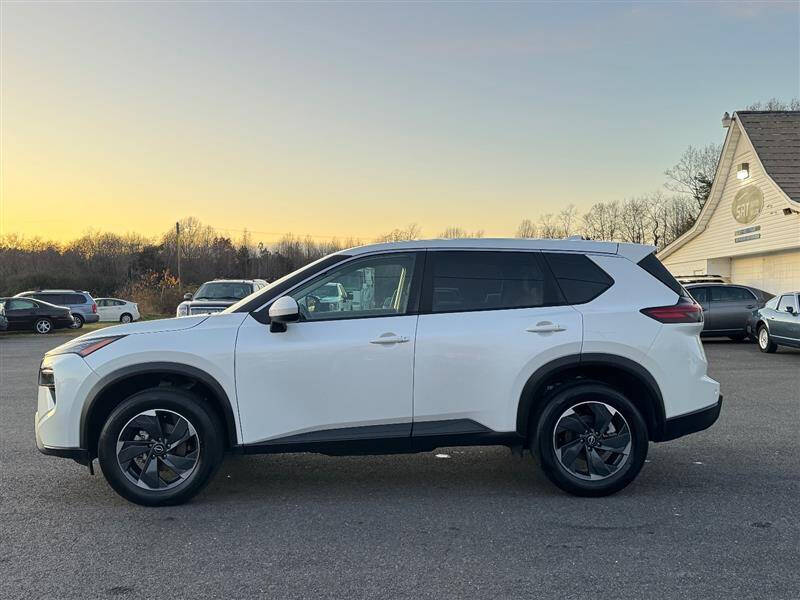 2025 Nissan Rogue SV