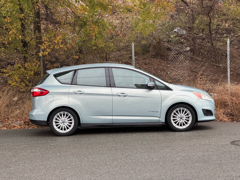 2013 Ford C-Max SE photo 4