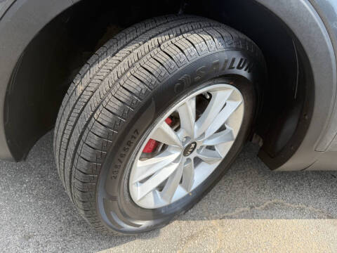 2020 Kia Sorento LX V6