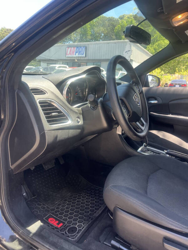 2013 Dodge Avenger SE