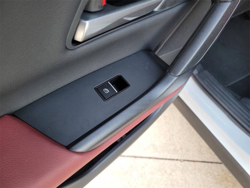 2025 Mazda CX-50 Hybrid Premium