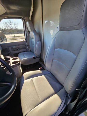 2011 Ford E-Series E-350 SD