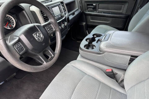2017 RAM 1500 Express